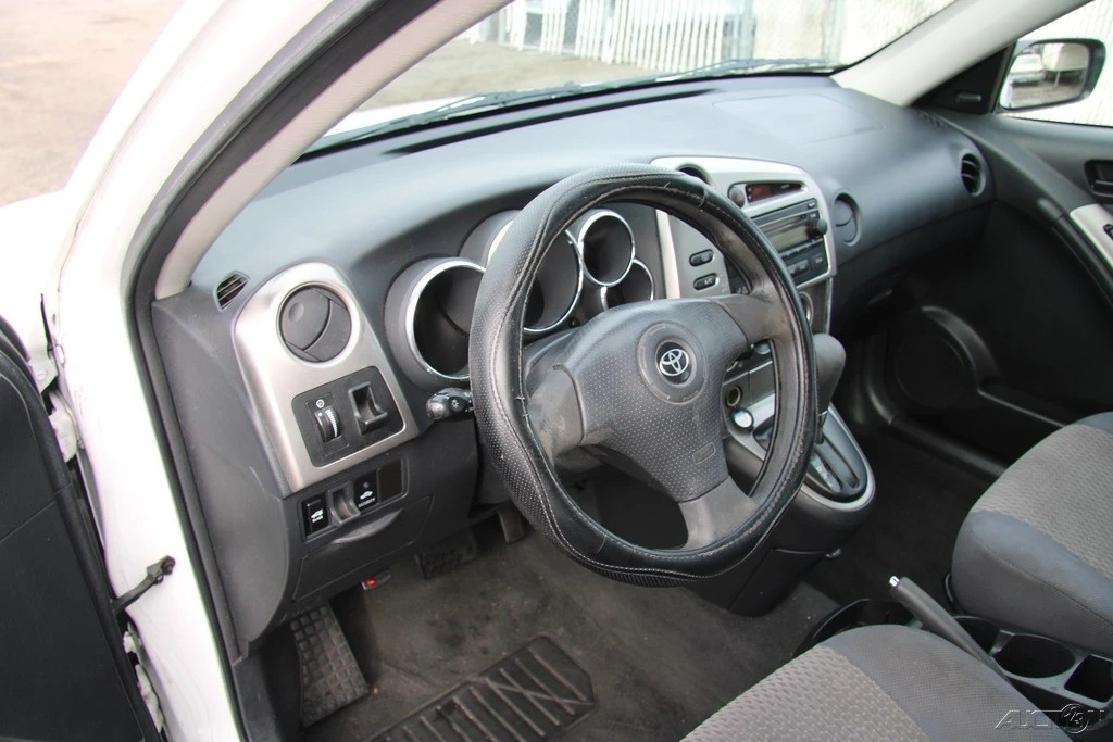 2006 Toyota Matrix 1st Gen - Image 13 of 21