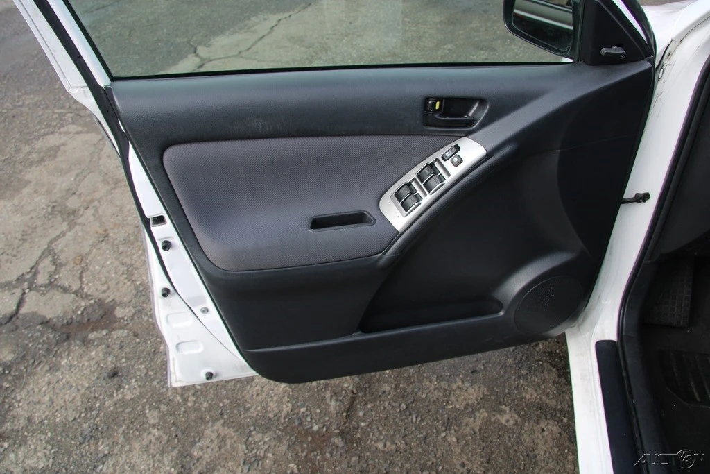 2006 Toyota Matrix 1st Gen - Image 11 of 21