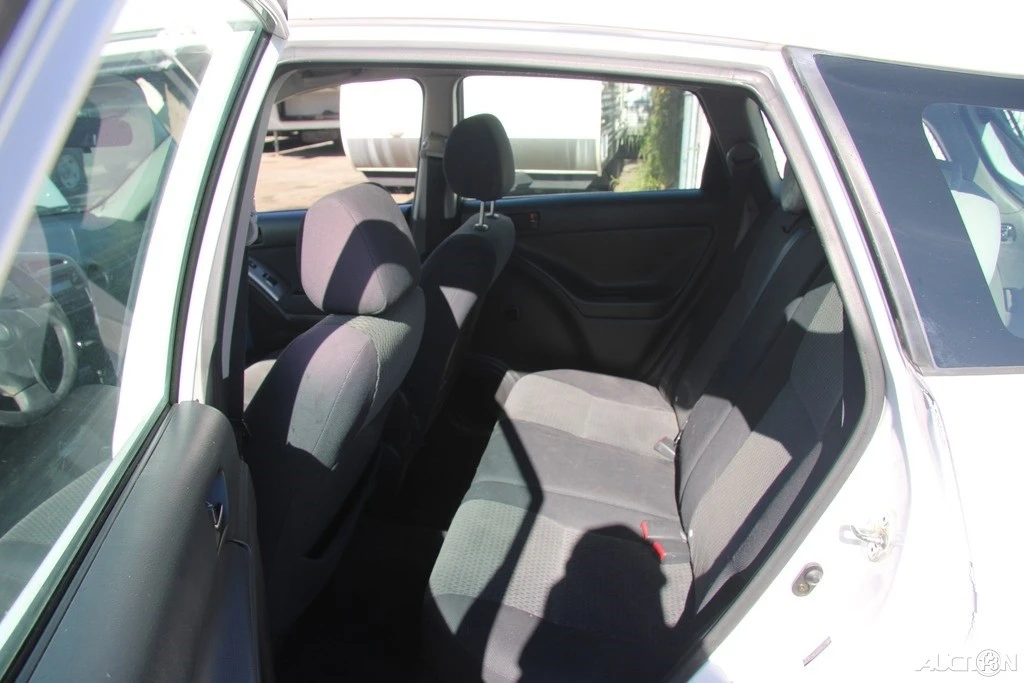 2006 Toyota Matrix 1st Gen - Image 19 of 21