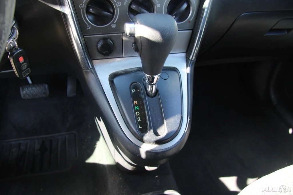 2006 Toyota Matrix 1st Gen - Image 17 of 21