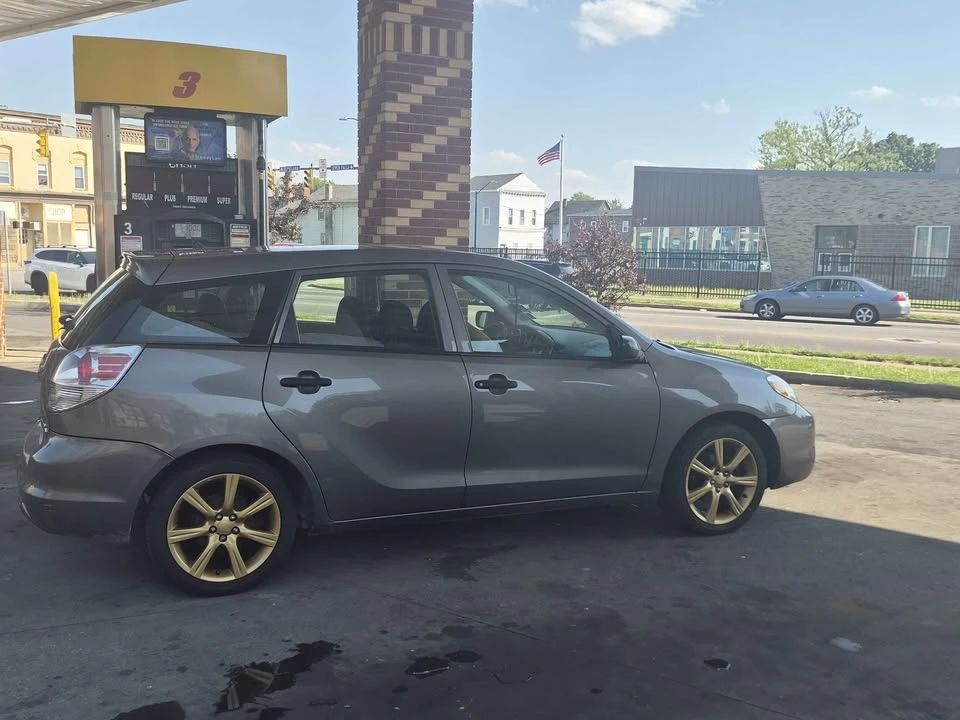 2006 Toyota Matrix 1st Gen - Image 5 of 10