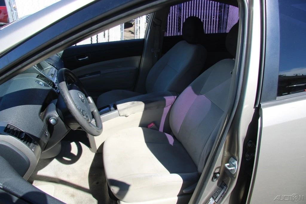 2006 Toyota Prius 2nd Gen - Image 15 of 21