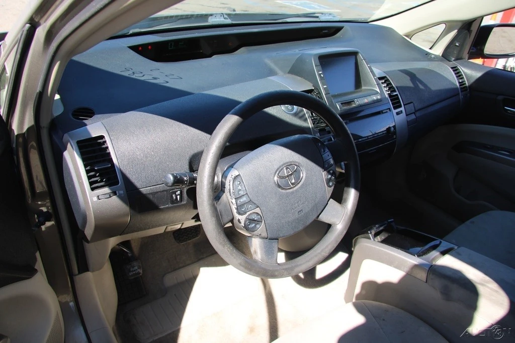 2006 Toyota Prius 2nd Gen - Image 16 of 21