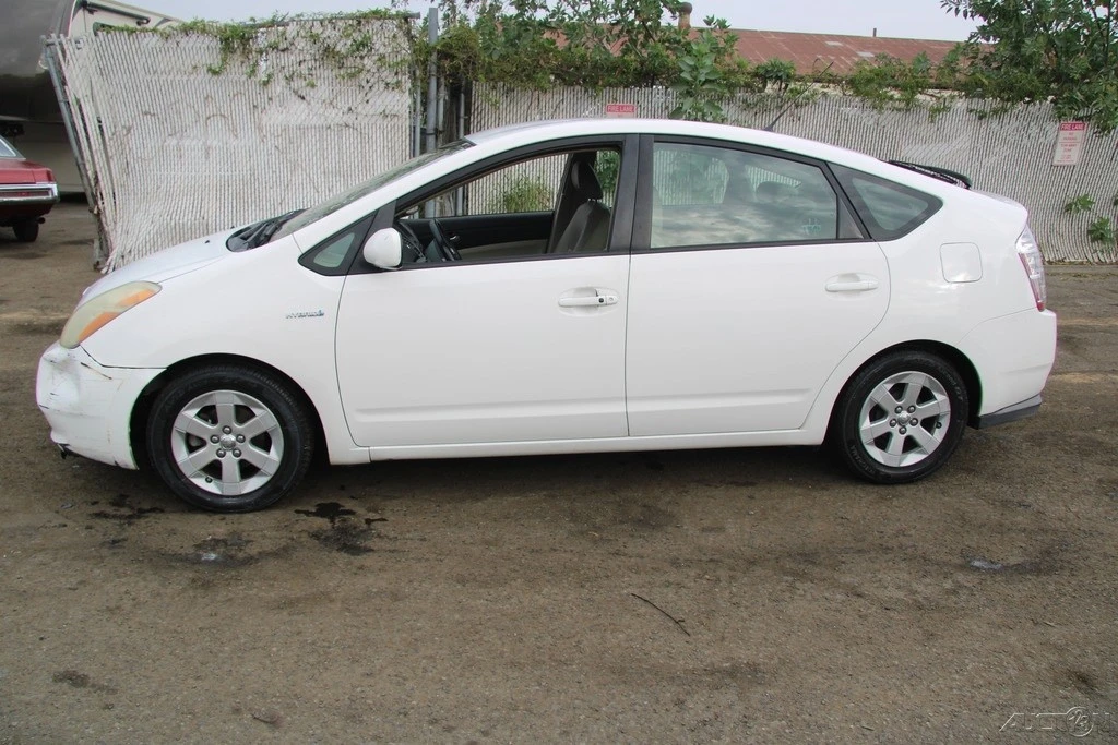 2006 Toyota Prius 2nd Gen - Image 3 of 21