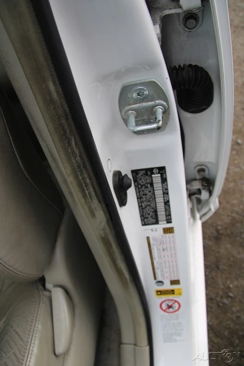 2006 Toyota Prius 2nd Gen - Image 10 of 21