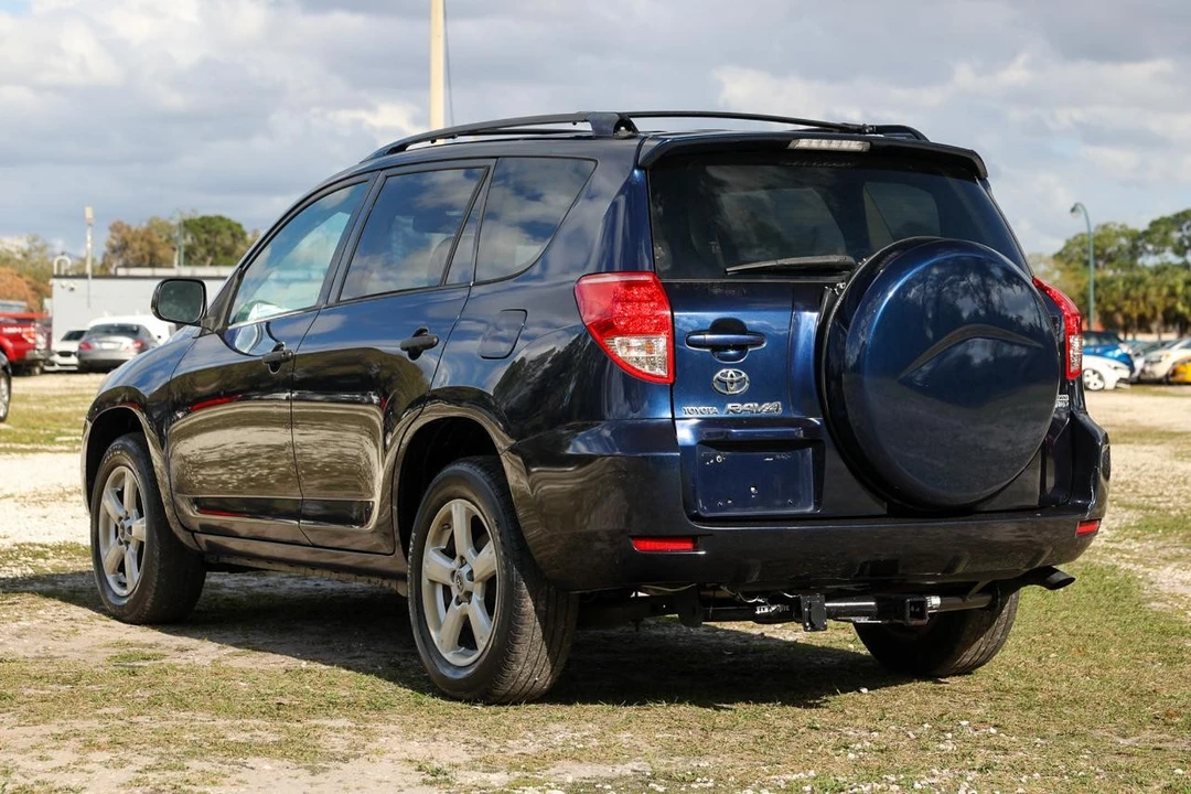 2006 Toyota RAV4 3rd Gen - Image 5 of 12