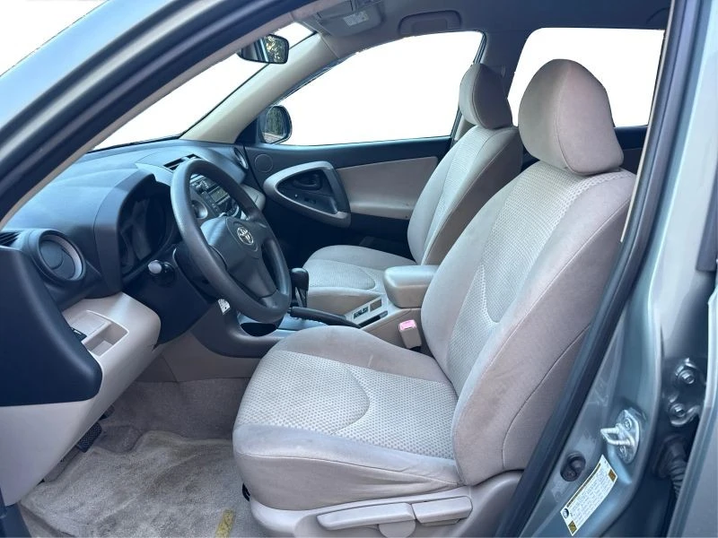2006 Toyota RAV4 3rd Gen - Image 9 of 12