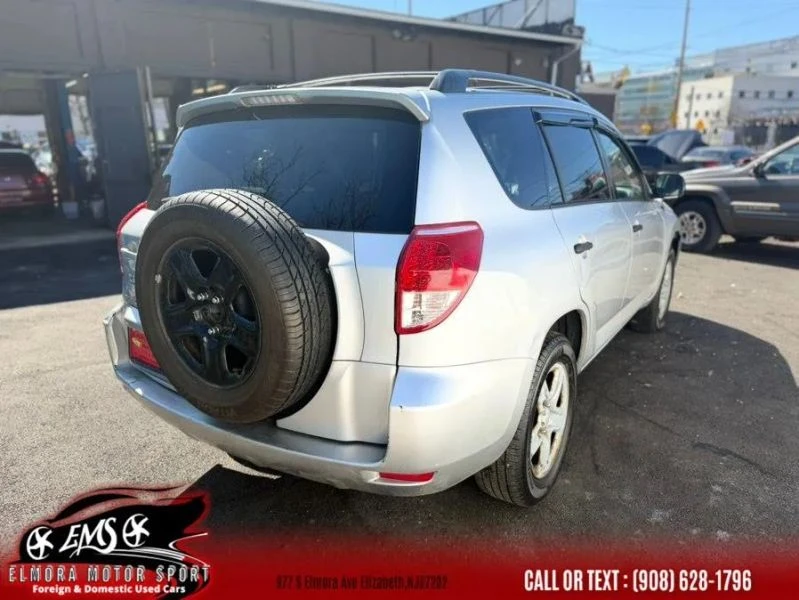 2006 Toyota RAV4 3rd Gen - Image 7 of 12