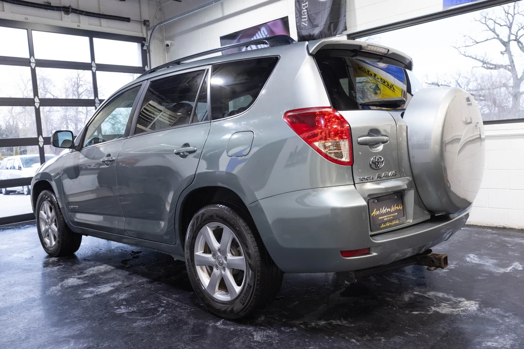 2006 Toyota RAV4 3rd Gen - Image 9 of 21