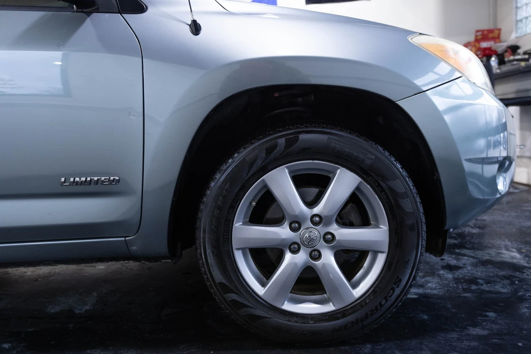 2006 Toyota RAV4 3rd Gen - Image 19 of 21