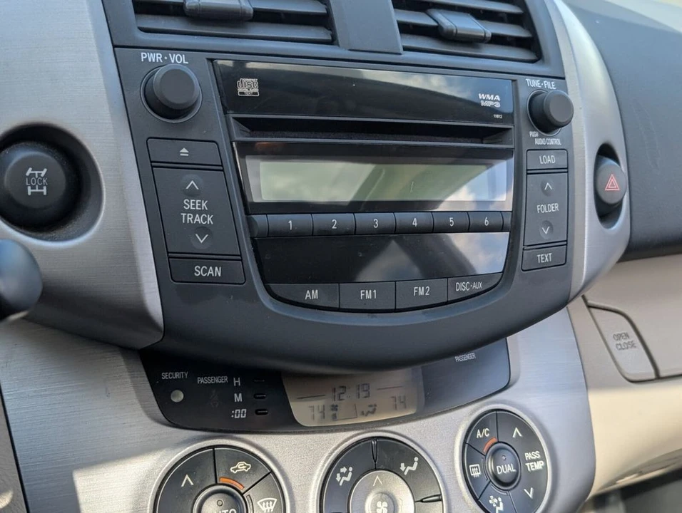 2006 Toyota RAV4 3rd Gen - Image 21 of 21