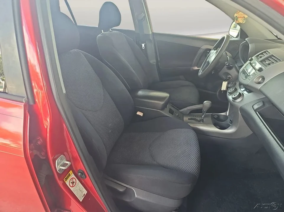 2006 Toyota RAV4 3rd Gen - Image 19 of 21
