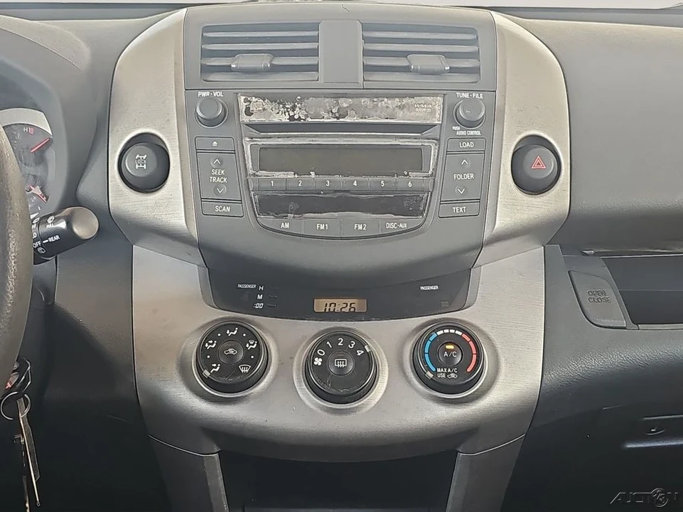 2006 Toyota RAV4 3rd Gen - Image 17 of 21