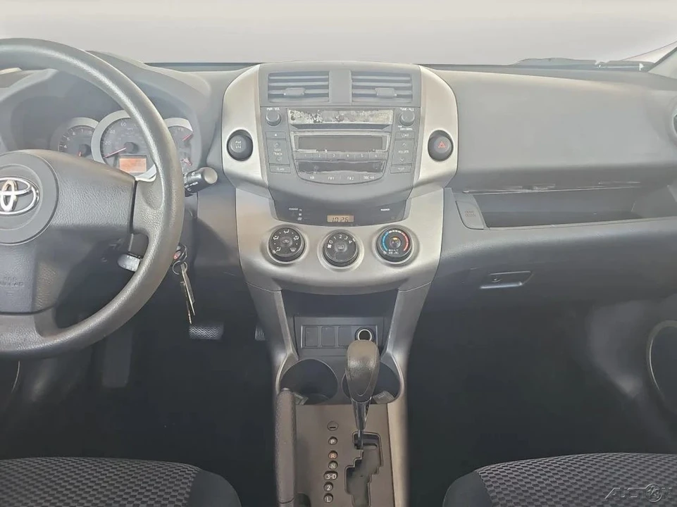2006 Toyota RAV4 3rd Gen - Image 16 of 21