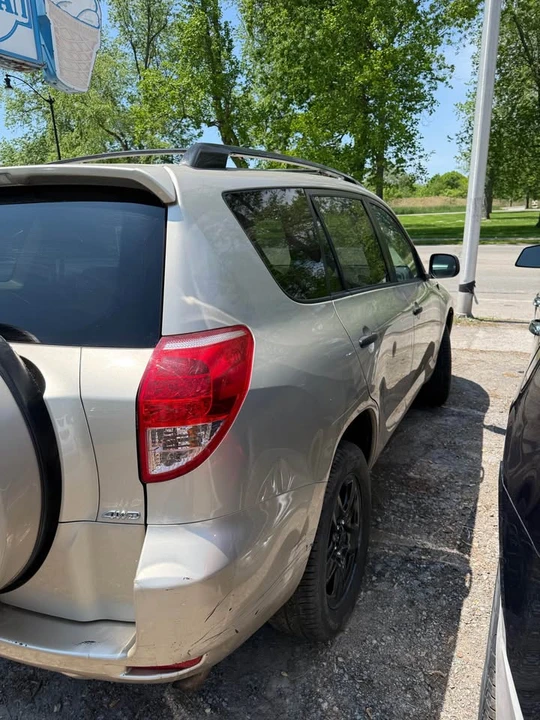 2006 Toyota RAV4 3rd Gen - Image 5 of 13