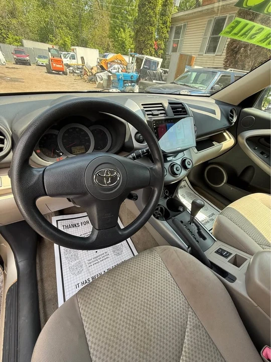 2006 Toyota RAV4 3rd Gen - Image 8 of 13