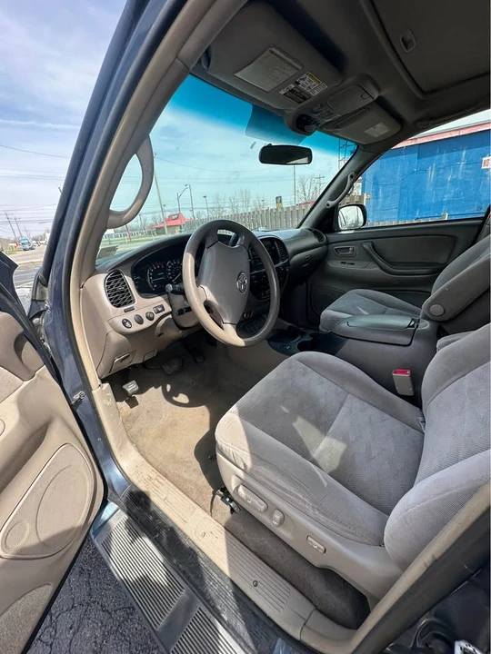 2006 Toyota Sequoia 1st Gen - Image 6 of 11