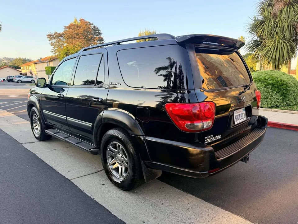 2006 Toyota Sequoia 1st Gen - Image 4 of 8