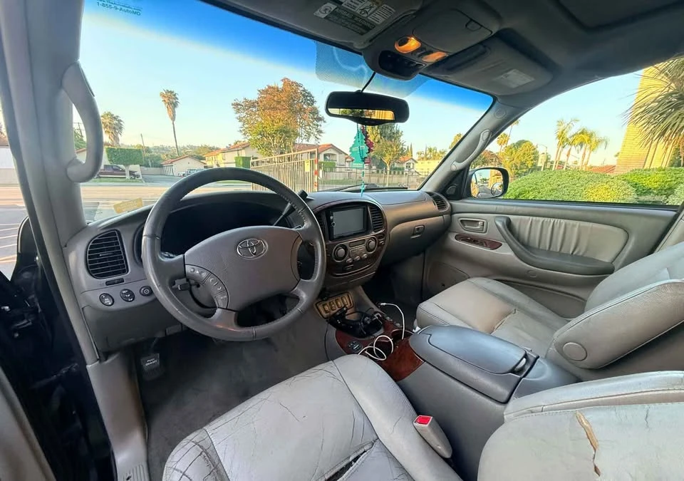 2006 Toyota Sequoia 1st Gen - Image 5 of 8