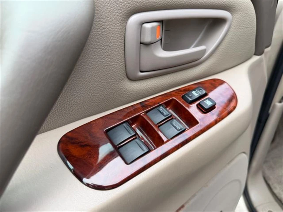 2006 Toyota Sequoia 1st Gen - Image 22 of 31