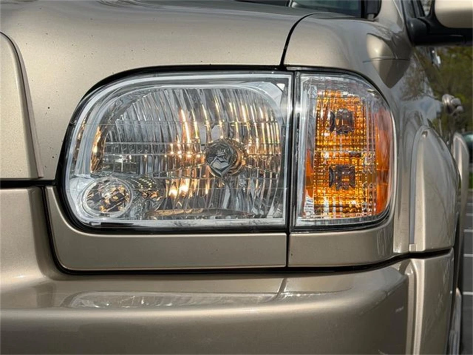 2006 Toyota Sequoia 1st Gen - Image 13 of 31