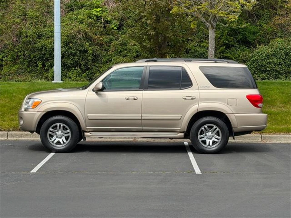 2006 Toyota Sequoia 1st Gen - Image 4 of 31
