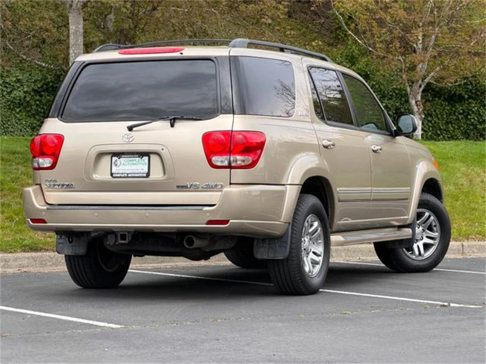 2006 Toyota Sequoia 1st Gen - Image 2 of 31