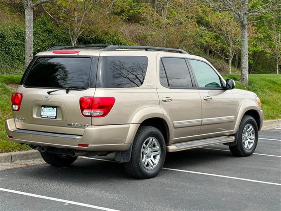 2006 Toyota Sequoia 1st Gen - Image 6 of 31