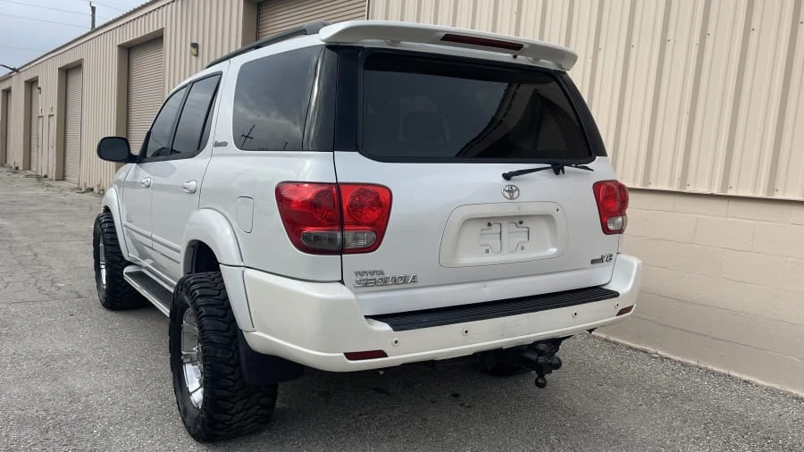 2006 Toyota Sequoia 1st Gen - Image 3 of 5