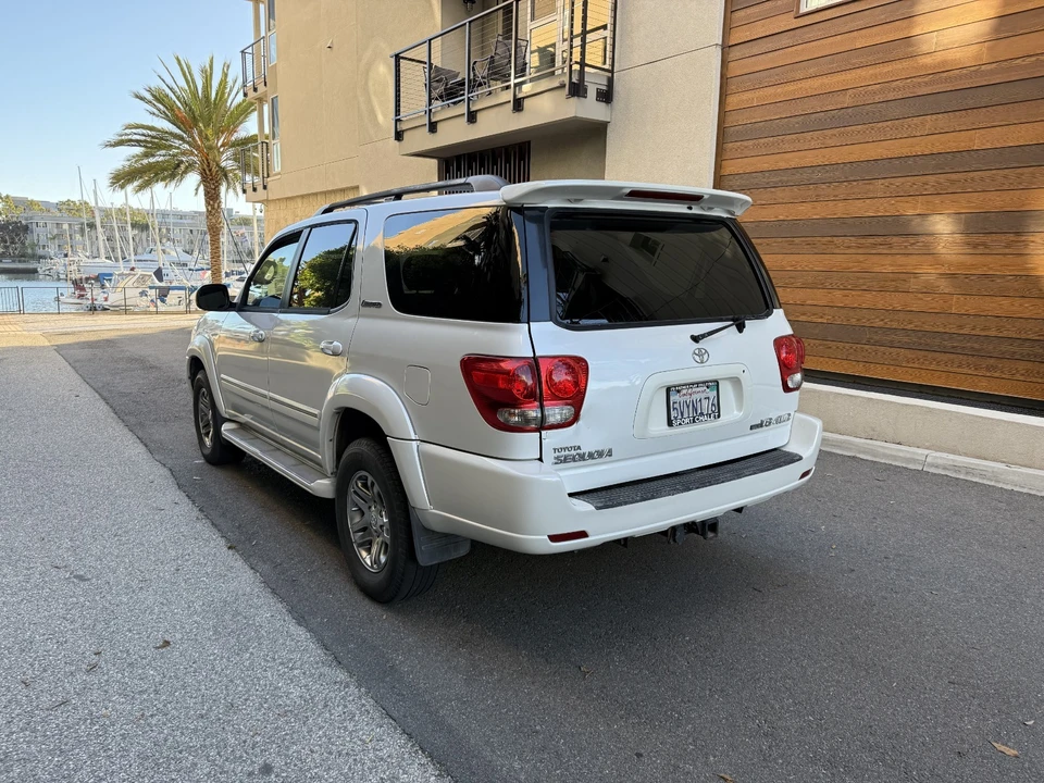 2006 Toyota Sequoia 1st Gen - Image 13 of 21