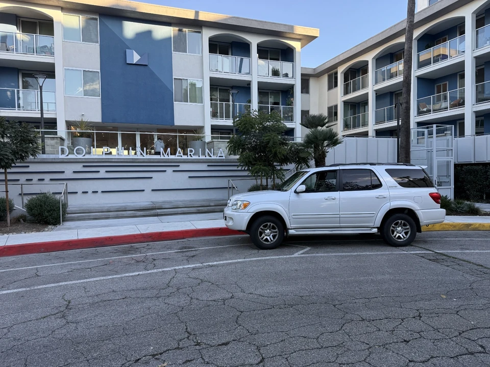 2006 Toyota Sequoia 1st Gen - Image 3 of 21