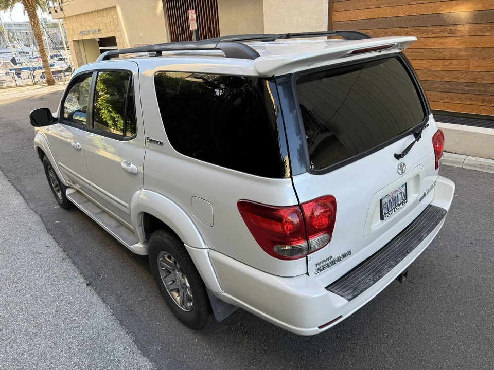 2006 Toyota Sequoia 1st Gen - Image 19 of 21