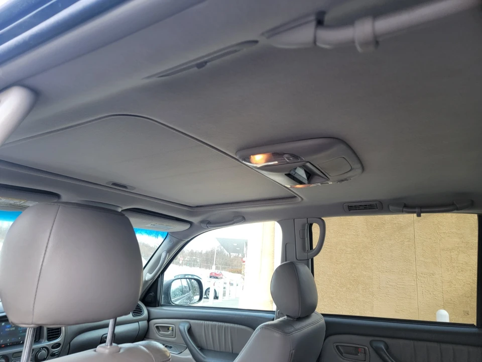 2006 Toyota Sequoia 1st Gen - Image 11 of 18