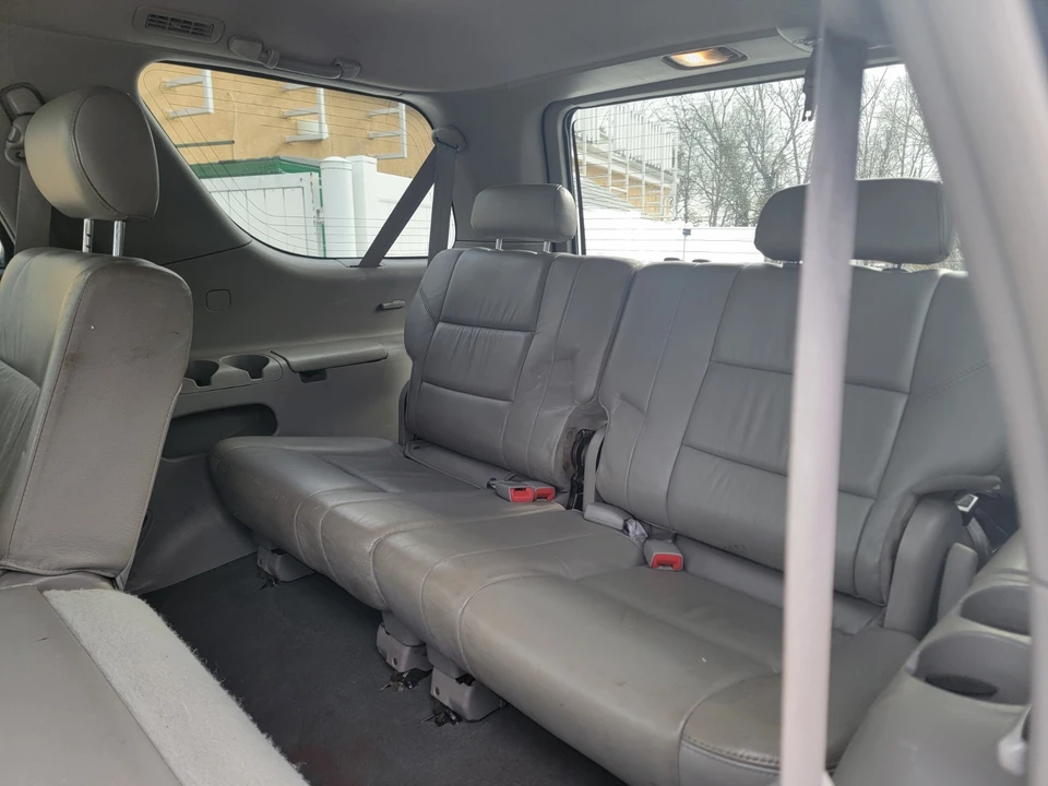 2006 Toyota Sequoia 1st Gen - Image 13 of 18