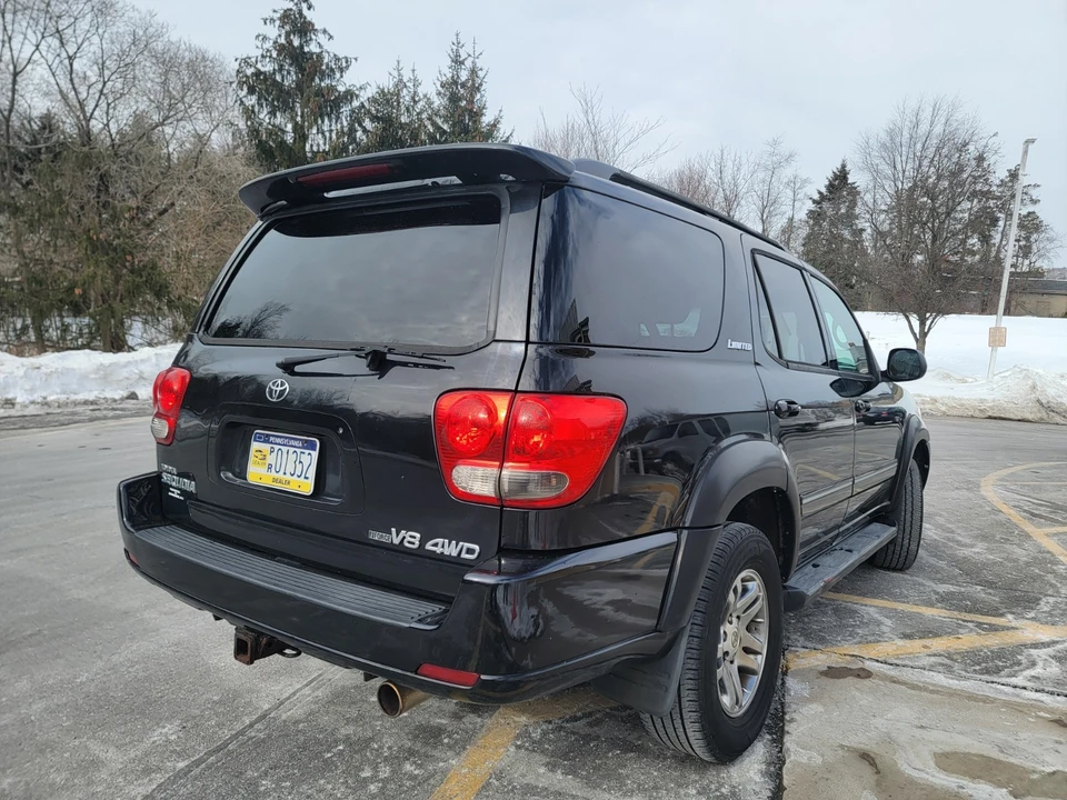 2006 Toyota Sequoia 1st Gen - Image 3 of 18