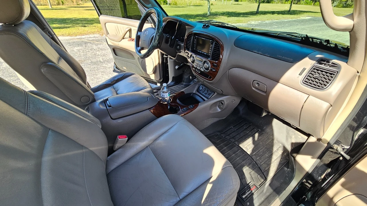 2006 Toyota Sequoia 1st Gen - Image 9 of 21