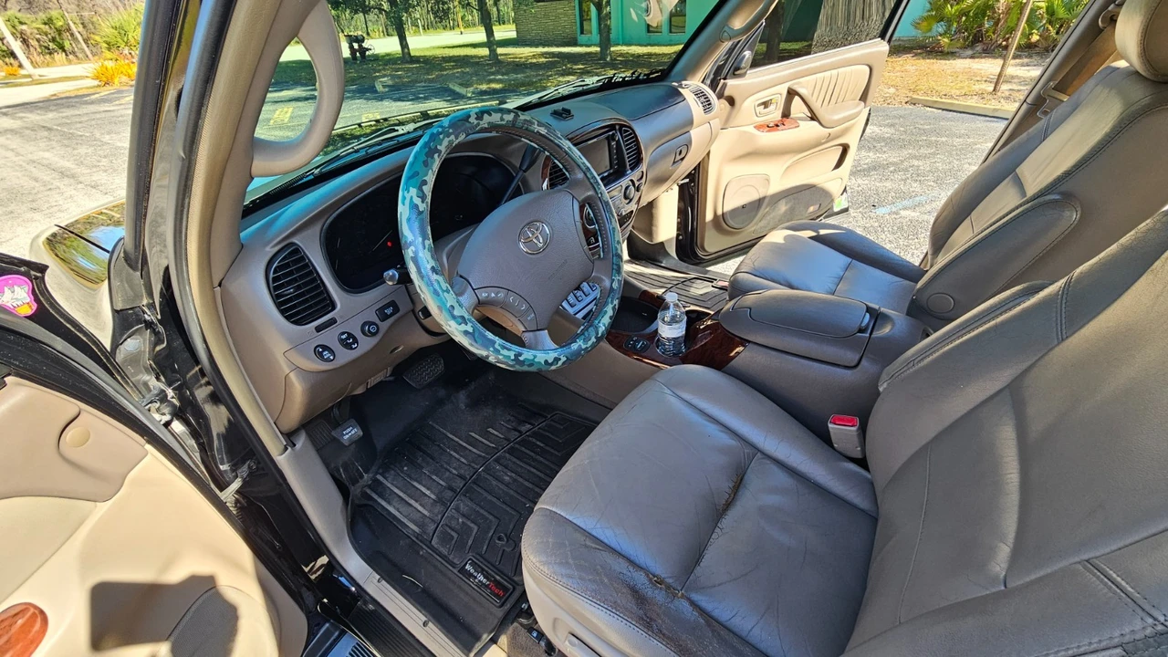 2006 Toyota Sequoia 1st Gen - Image 5 of 21