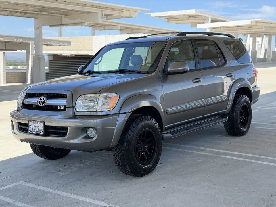 2006 Toyota Sequoia 1st Gen - Image 14 of 31