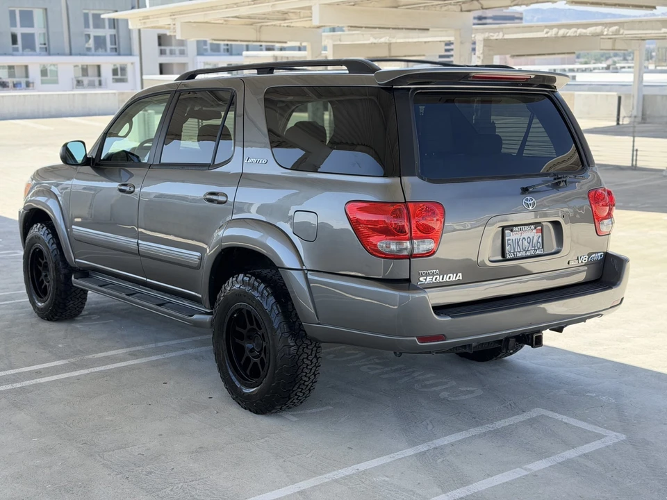 2006 Toyota Sequoia 1st Gen - Image 20 of 31