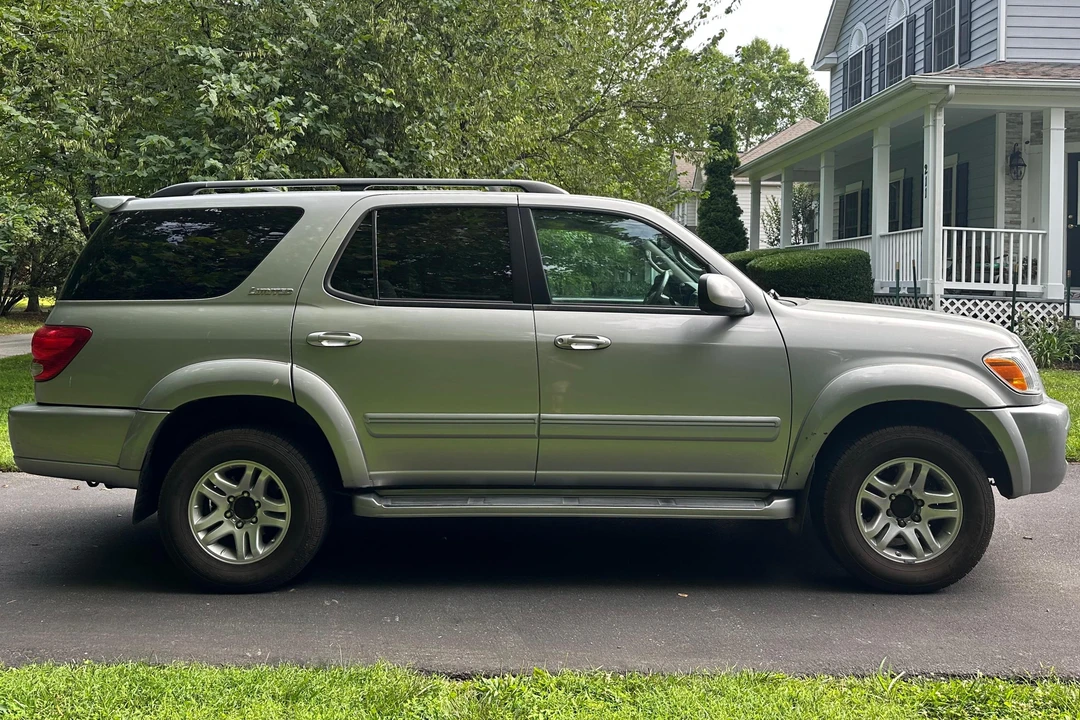 2006 Toyota Sequoia 1st Gen - Image 3 of 31