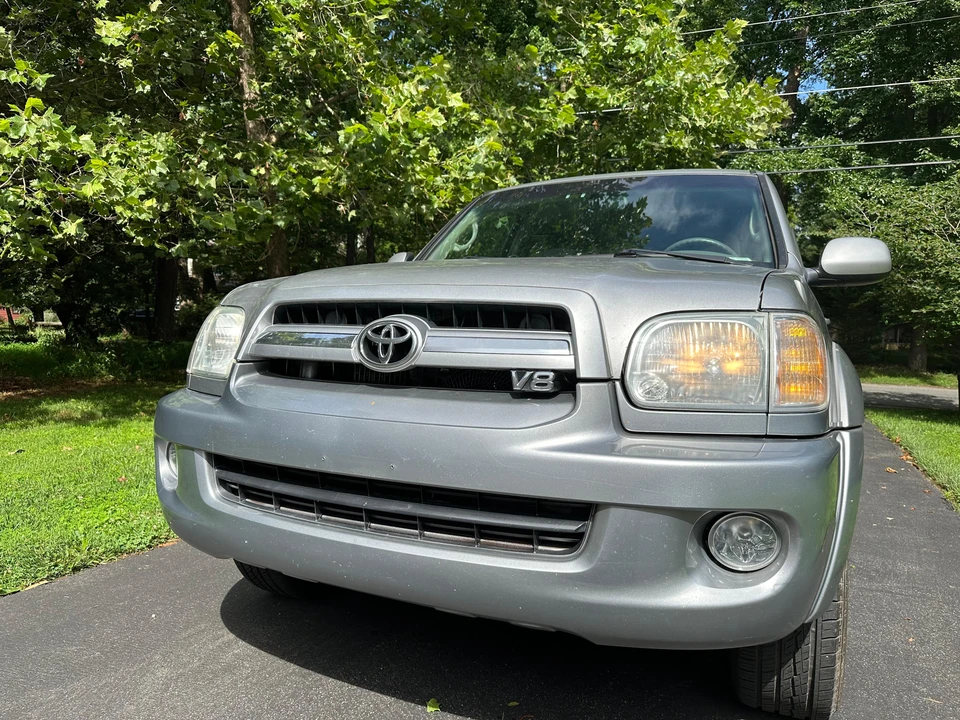 2006 Toyota Sequoia 1st Gen - Image 6 of 31