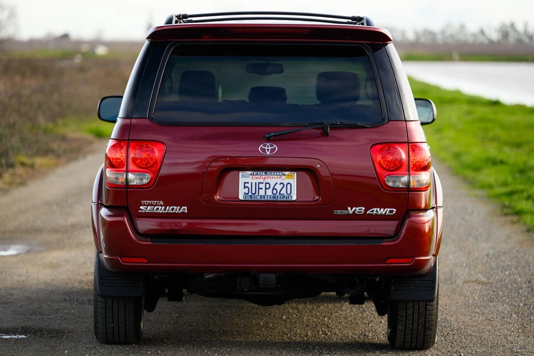 2006 Toyota Sequoia 1st Gen - Image 5 of 31