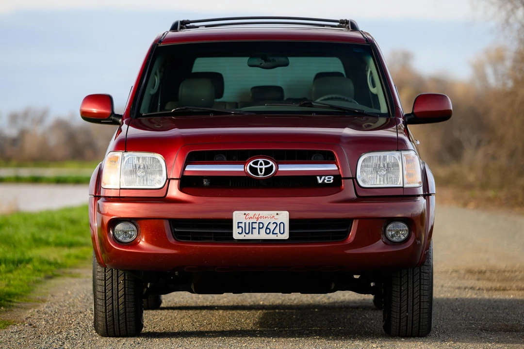 2006 Toyota Sequoia 1st Gen - Image 2 of 31