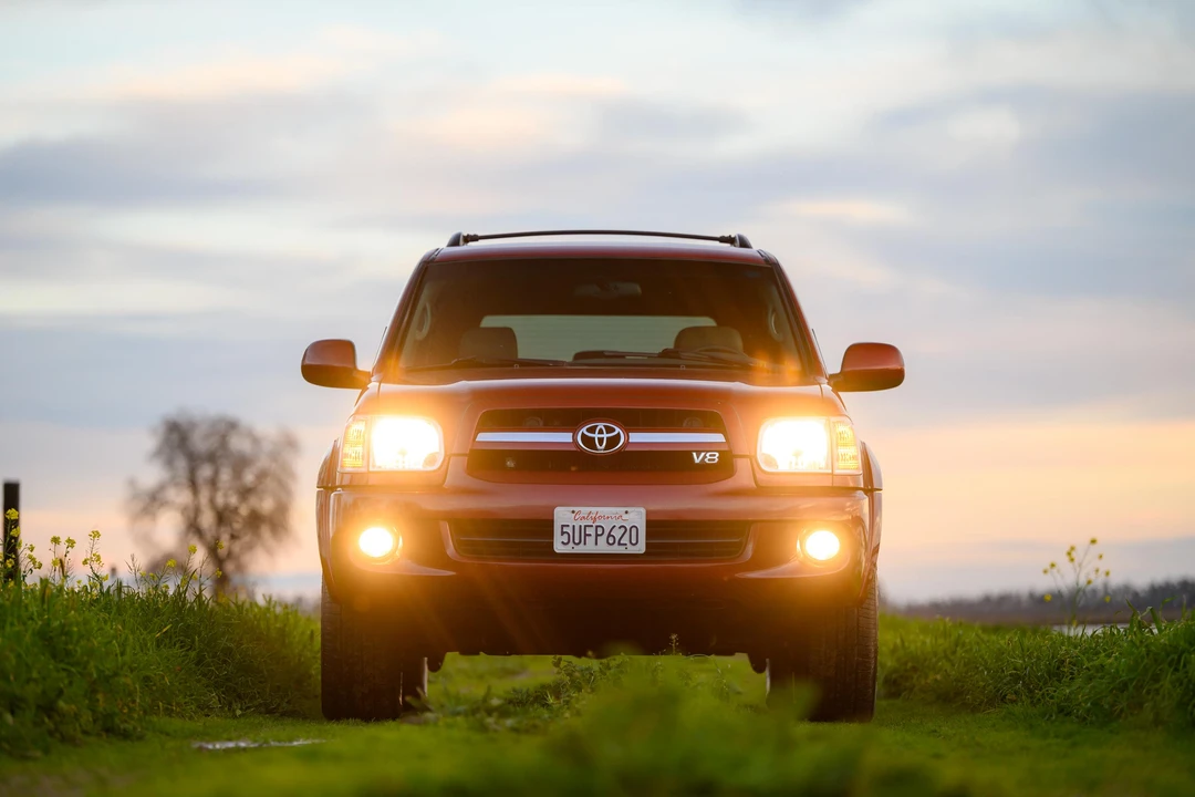 2006 Toyota Sequoia 1st Gen - Image 14 of 31