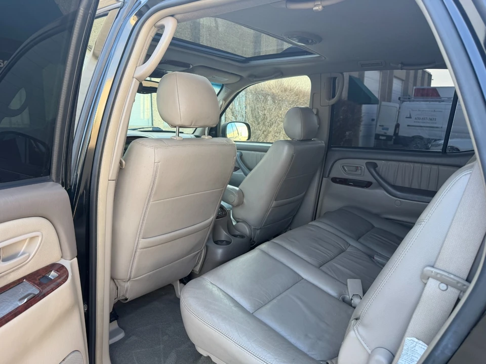 2006 Toyota Sequoia 1st Gen - Image 14 of 21
