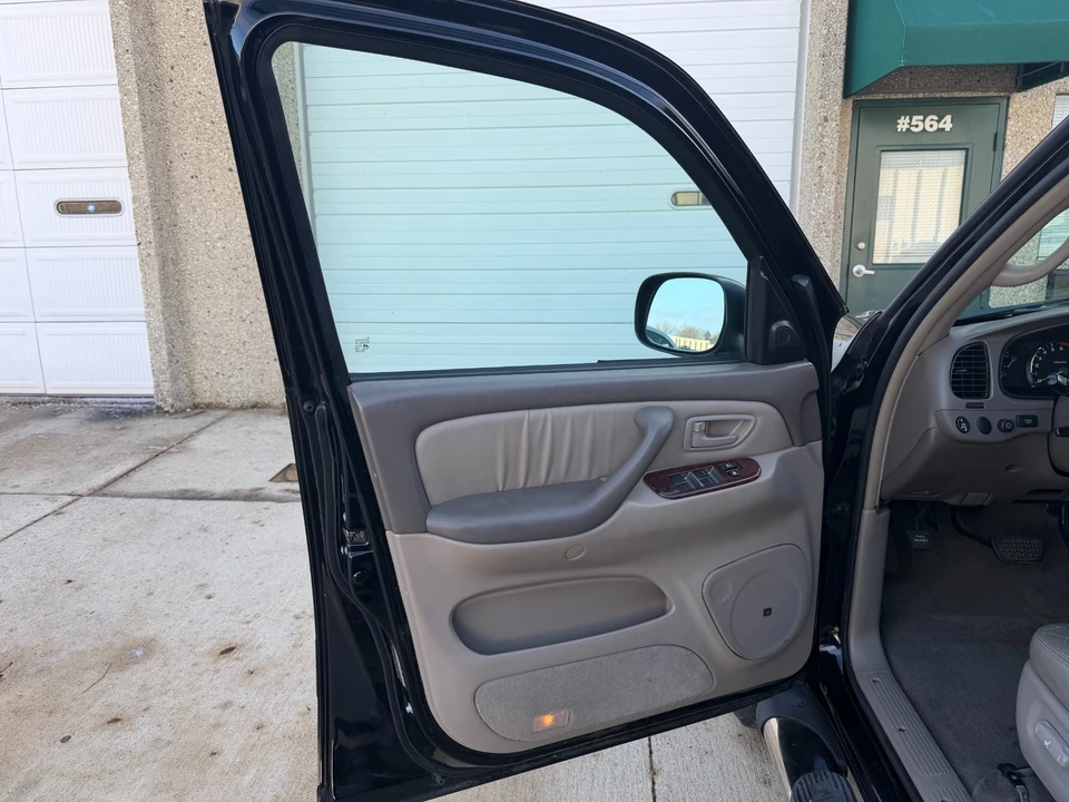 2006 Toyota Sequoia 1st Gen - Image 8 of 21