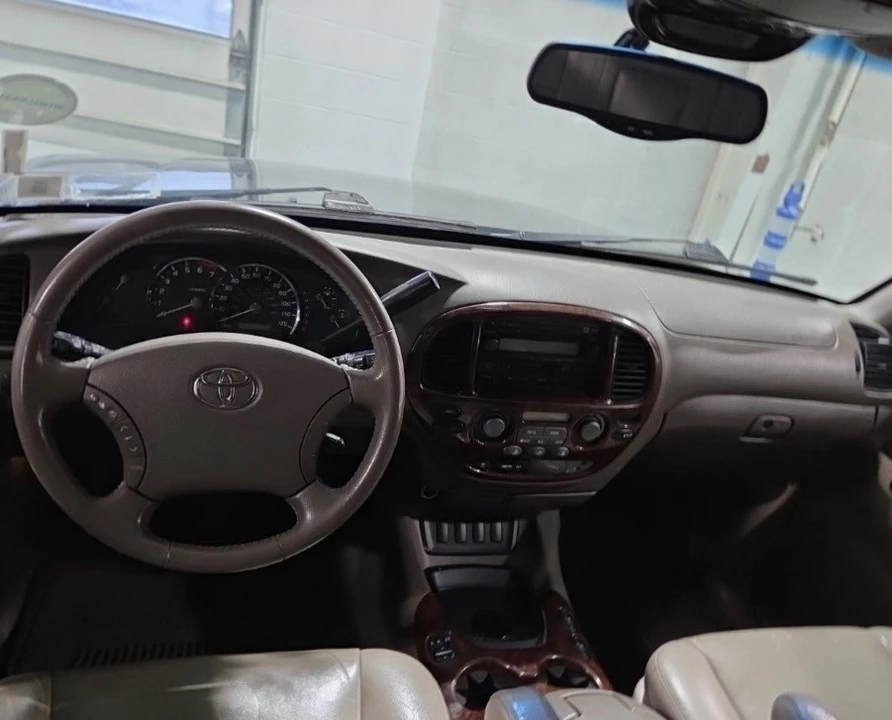 2006 Toyota Sequoia 1st Gen - Image 8 of 13