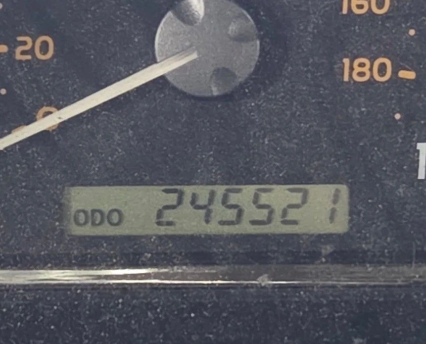 2006 Toyota Sequoia 1st Gen - Image 7 of 13