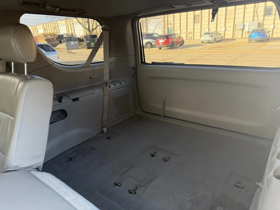 2006 Toyota Sequoia 1st Gen - Image 17 of 21