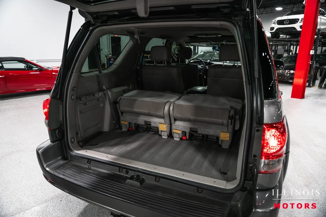 2006 Toyota Sequoia 1st Gen - Image 17 of 21